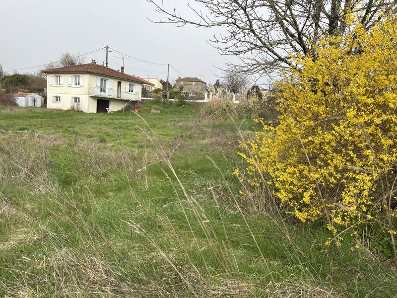 Vente Maison DIGNAC - 3 pièces -68 m² - (16410)