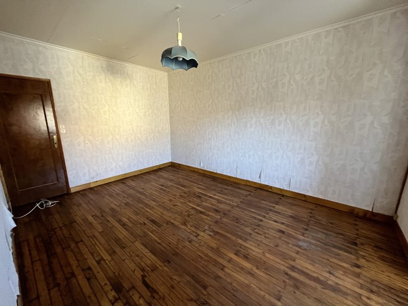 Vente Maison VOUZAN - 4 pièces -145 m² - (16410)