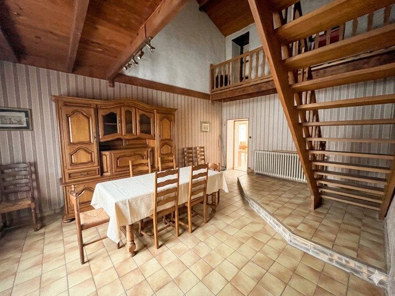 Vente Maison VOUZAN - 4 pièces -145 m² - (16410)