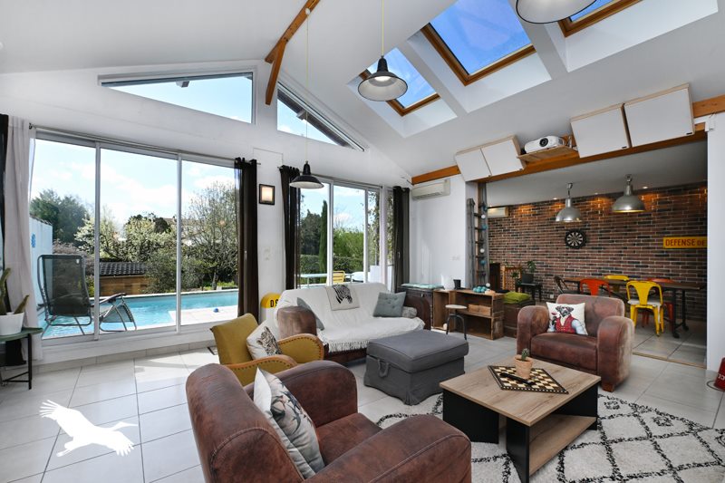 Vente Maison SOYAUX - 6 pièces -179 m² - (16800)