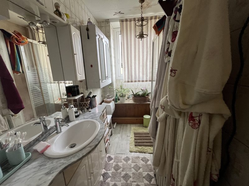 Vente Maison GARAT - 6 pièces -178 m² - (16410)