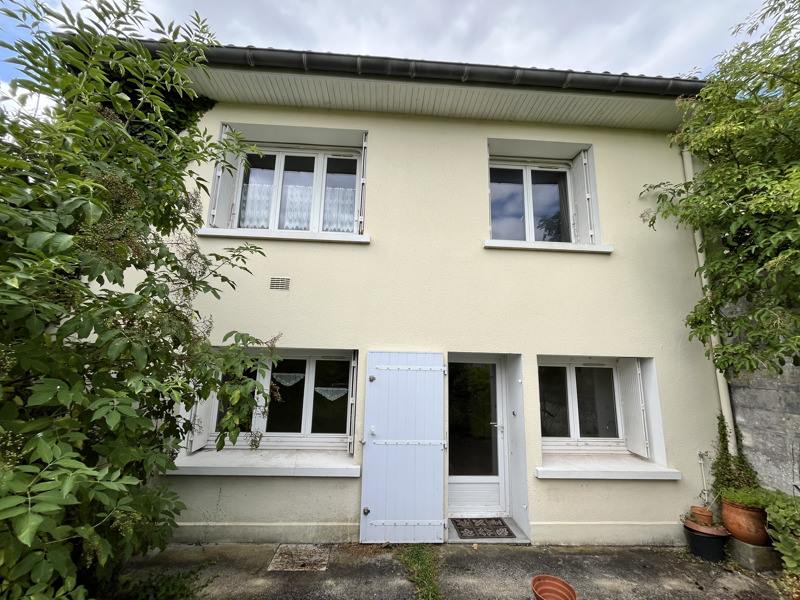 Vente Maison SOYAUX - 4 pièces -109 m² - (16800)