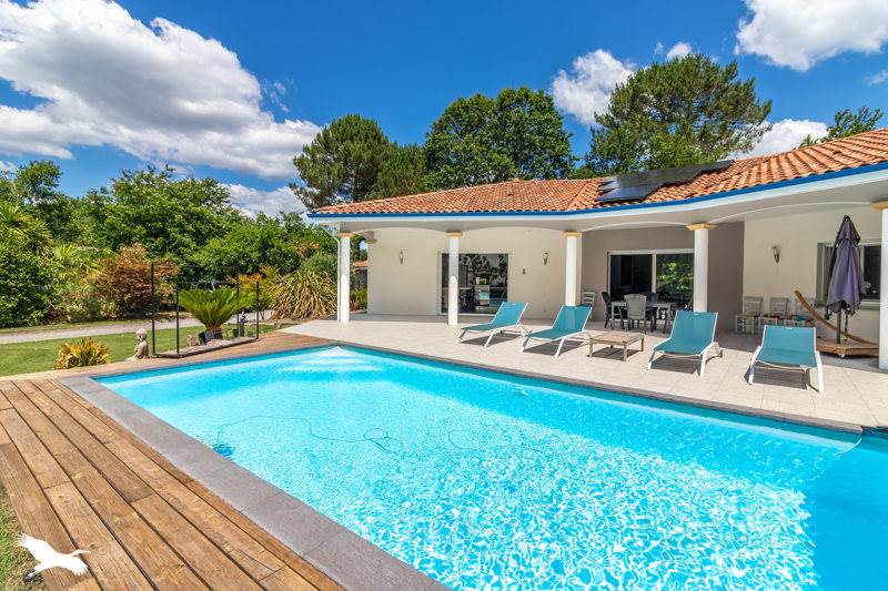 Vente Maison RION DES LANDES - 6 pièces -141 m² - (40370)