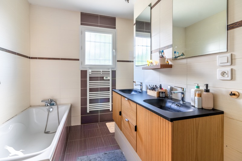Vente Maison RION DES LANDES - 6 pièces -141 m² - (40370)