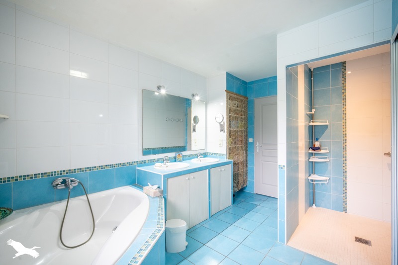 Vente Maison TALLER - 5 pièces -220 m² - (40260)