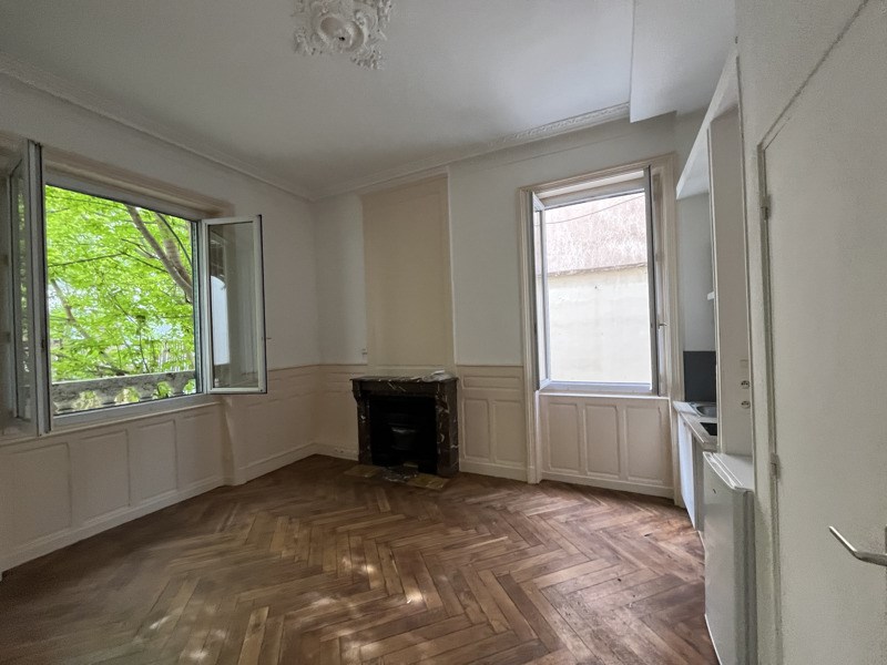 Vente Appartement VILLEURBANNE - 1 pièce -18 m² - (69100)