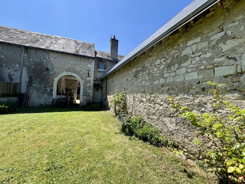 Vente Maison VALENCAY - 10 pièces -258 m² - (36600)