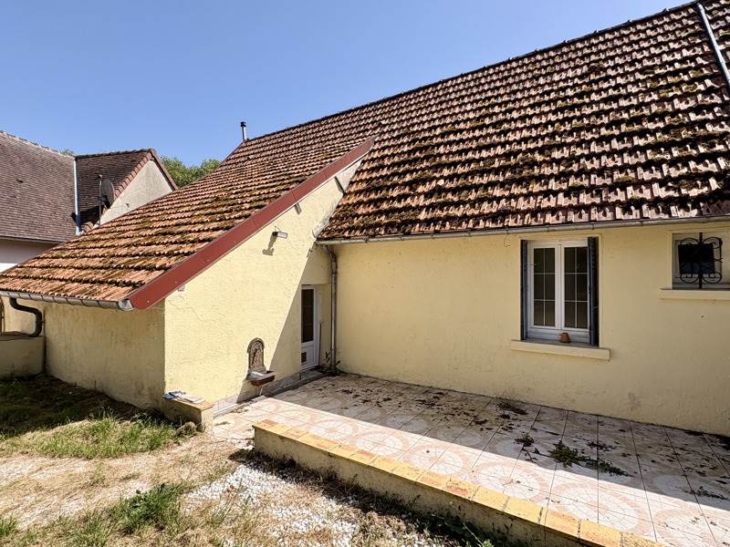 Maison 3 pièces 69 m² · à Langé · 69 m² · 48 000 €