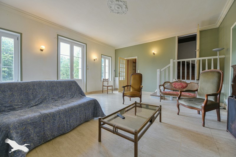 Vente Maison COUR CHEVERNY - 8 pièces -264 m² - (41700)