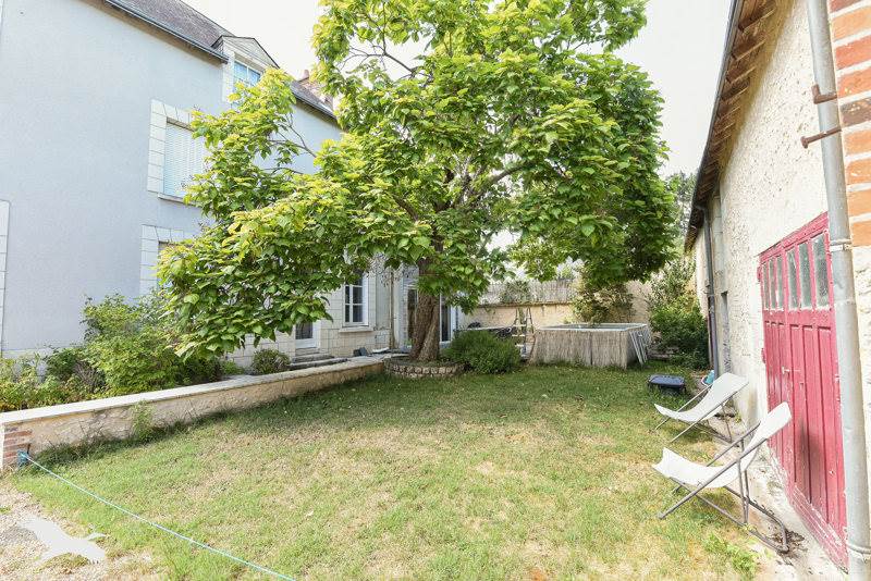 Vente Maison COUR CHEVERNY - 8 pièces -201 m² - (41700)