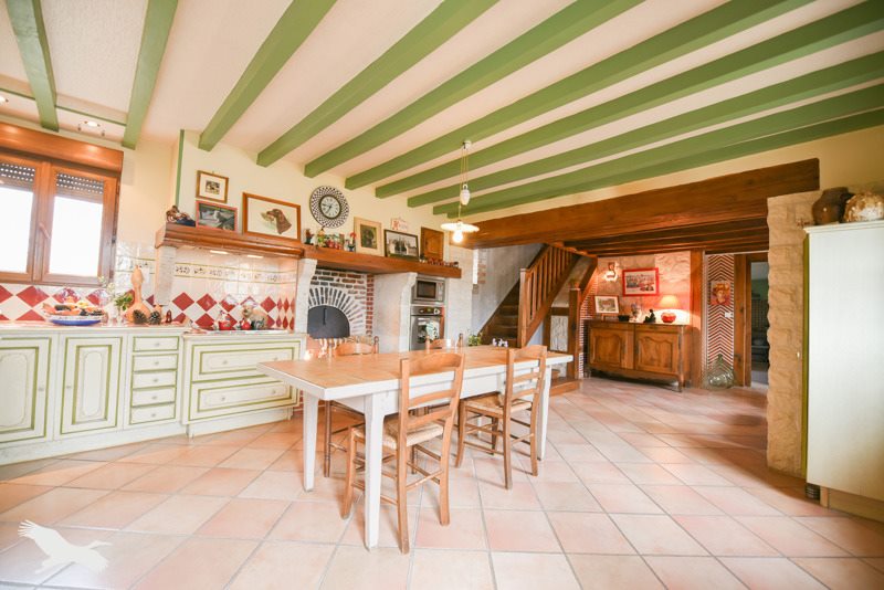 Vente Maison MONT PRES CHAMBORD - 8 pièces -328,2 m² - (41250)