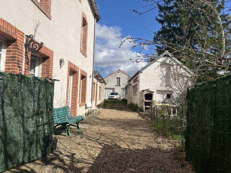 Vente Maison CELLETTES - 10 pièces -280 m² - (41120)