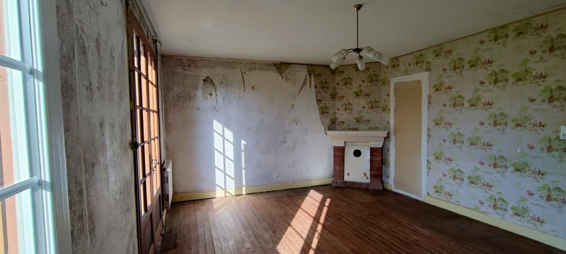 Vente Maison BOSCAMNANT - 6 pièces -121 m² - (17360)