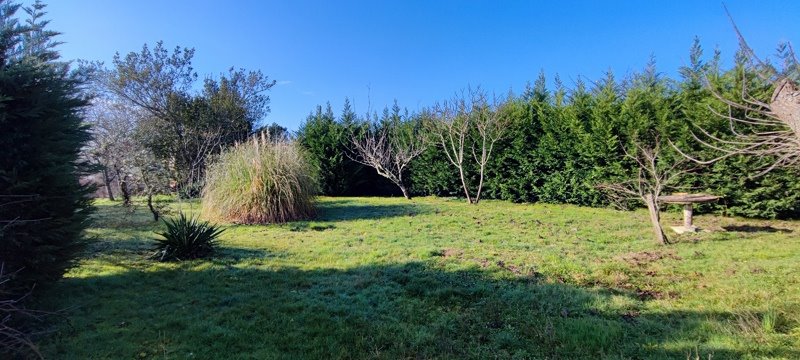 Vente Maison BOSCAMNANT - 6 pièces -121 m² - (17360)