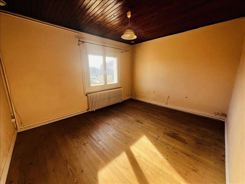 Vente Maison ST MARTIN DE COUX - 7 pièces -132 m² - (17360)
