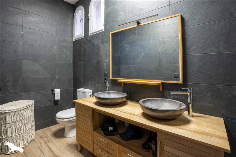 Vente Maison ST AIGULIN - 7 pièces -150 m² - (17360)