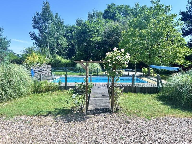 Vente Maison LA BARDE - 6 pièces -105 m² - (17360)