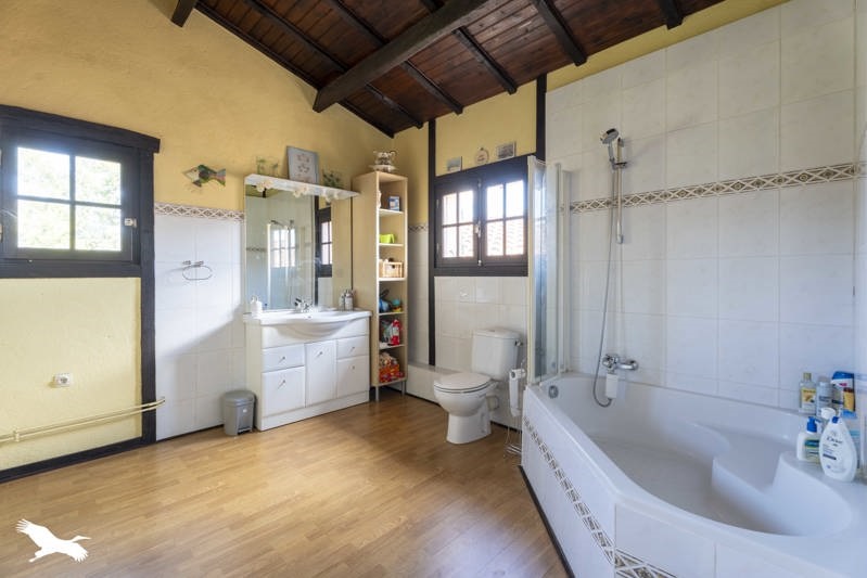 Vente Maison PARCOUL CHENAUD - 7 pièces -211 m² - (24410)