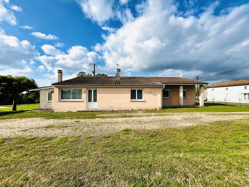 Vente Maison LA GENETOUZE - 4 pièces -121 m² - (17360)