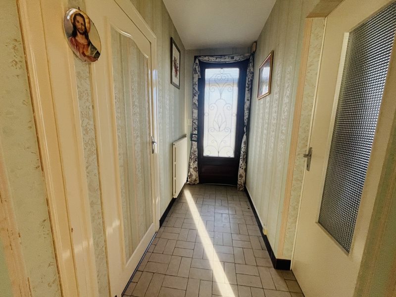 Vente Maison ST AIGULIN - 6 pièces -132 m² - (17360)