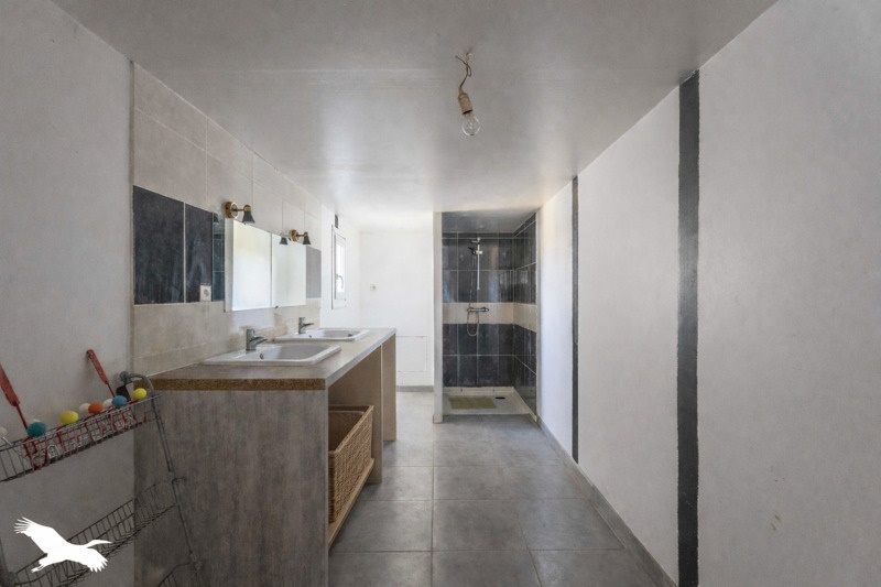Vente Maison LA GENETOUZE - 4 pièces -135 m² - (17360)