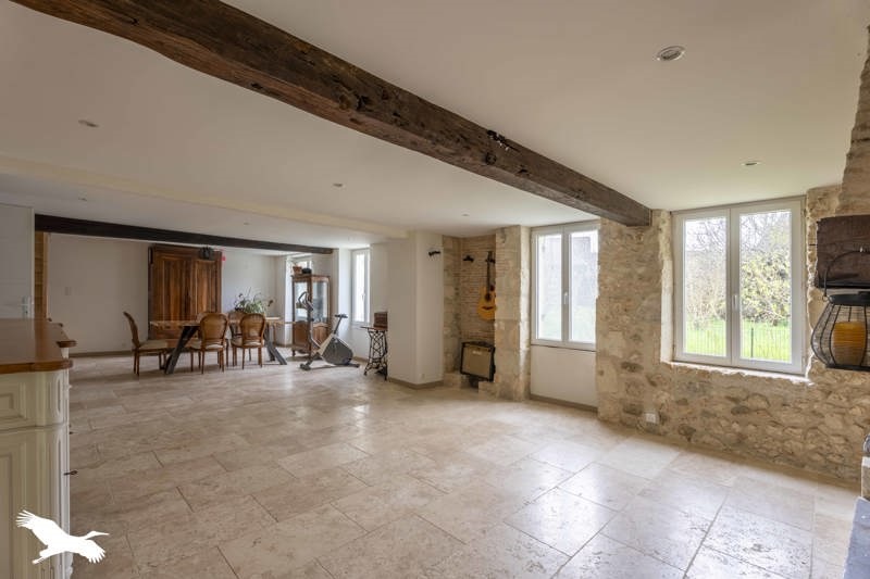 Vente Maison ST MARTIN DE COUX - 5 pièces -147 m² - (17360)