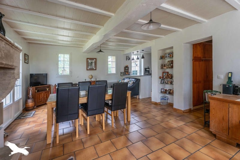Vente Maison ST AIGULIN - 4 pièces -127 m² - (17360)