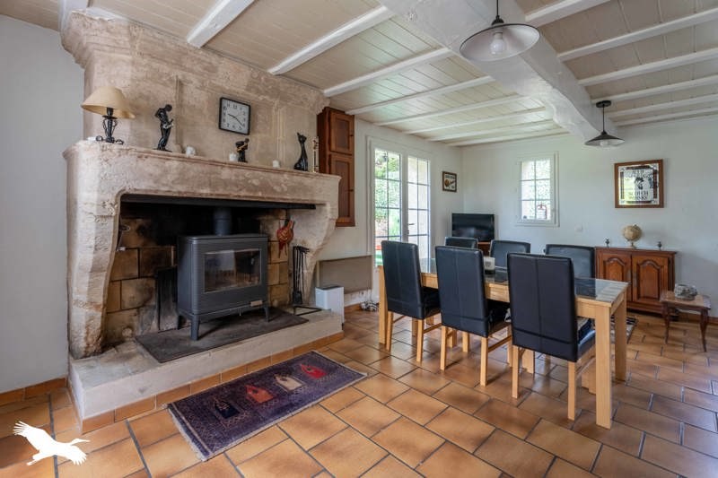 Vente Maison ST AIGULIN - 4 pièces -127 m² - (17360)