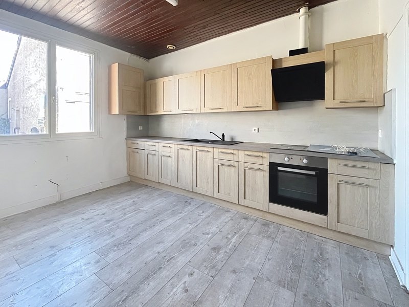 Vente Maison LA ROCHE CHALAIS - 6 pièces -201 m² - (24490)