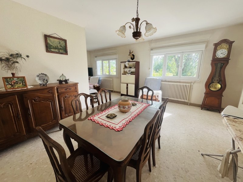 Vente Maison ST AIGULIN - 6 pièces -127 m² - (17360)