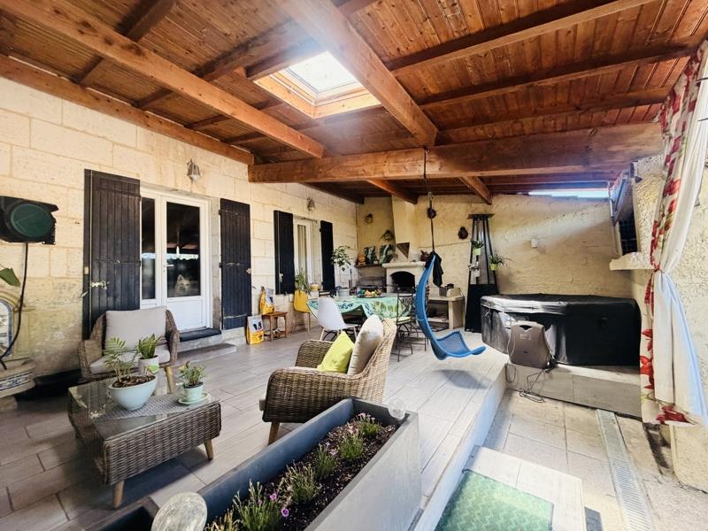 Vente Maison LA ROCHE CHALAIS - 4 pièces -159 m² - (24490)
