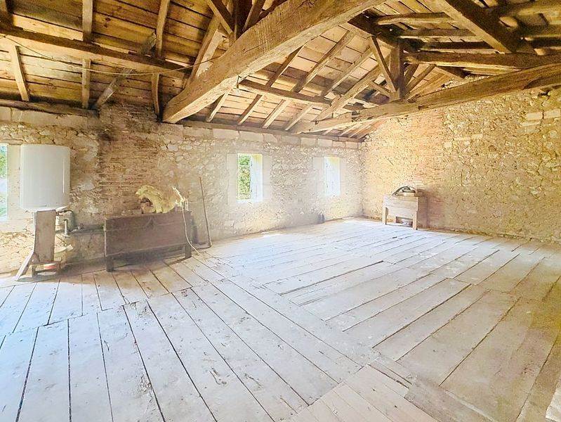 Vente Maison ST AIGULIN - 3 pièces -89 m² - (17360)
