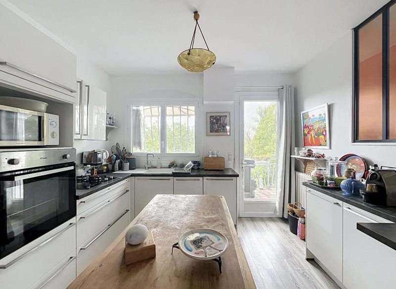 Vente Maison ST AIGULIN - 5 pièces -140 m² - (17360)