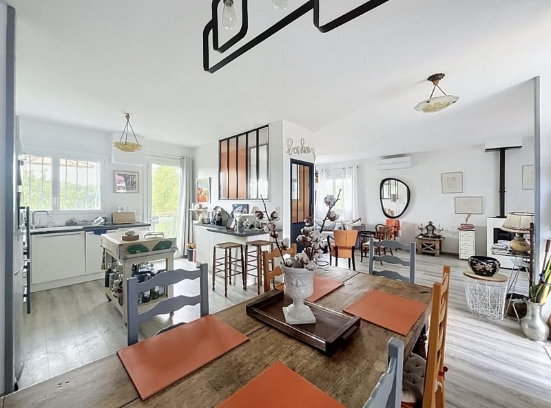 Vente Maison ST AIGULIN - 5 pièces -140 m² - (17360)