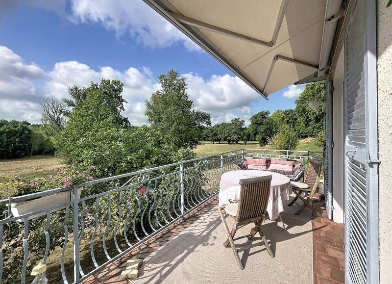 Vente Maison ST AIGULIN - 5 pièces -140 m² - (17360)