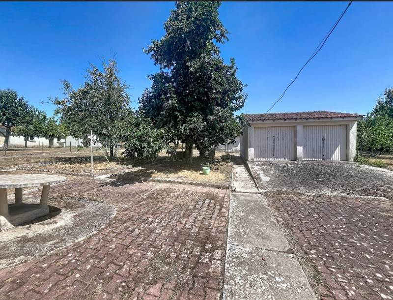 Vente Maison LA ROCHE CHALAIS - 4 pièces -65 m² - (24490)