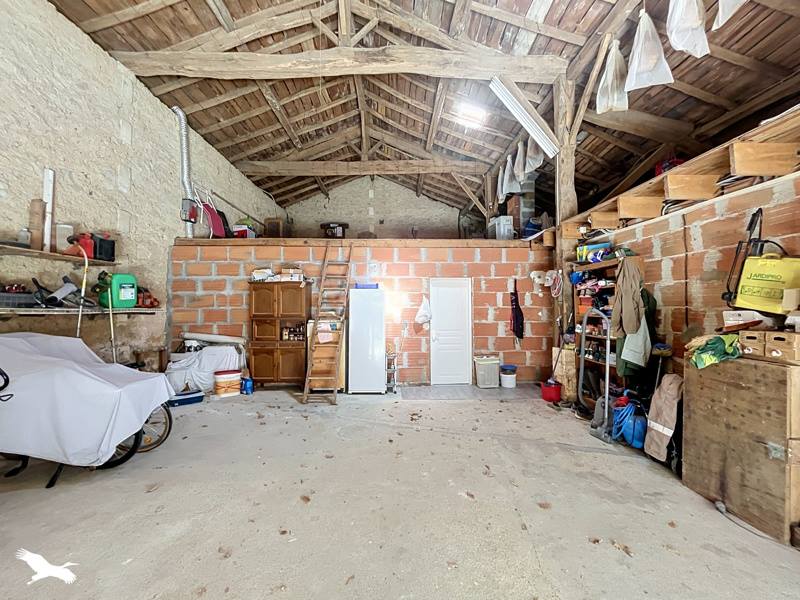 Vente Maison Saint-Aigulin - 4 pièces -115 m² - (17360)