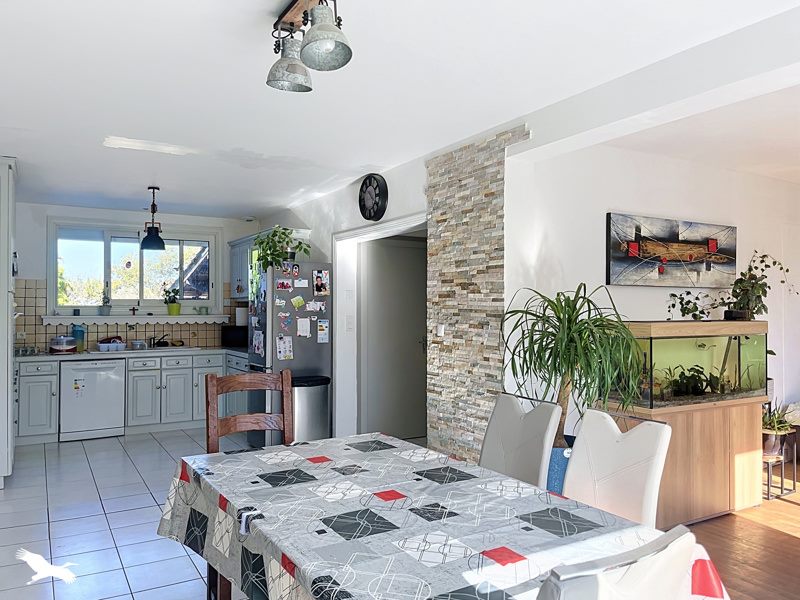 Vente Maison LA ROCHE CHALAIS - 4 pièces -100 m² - (24490)