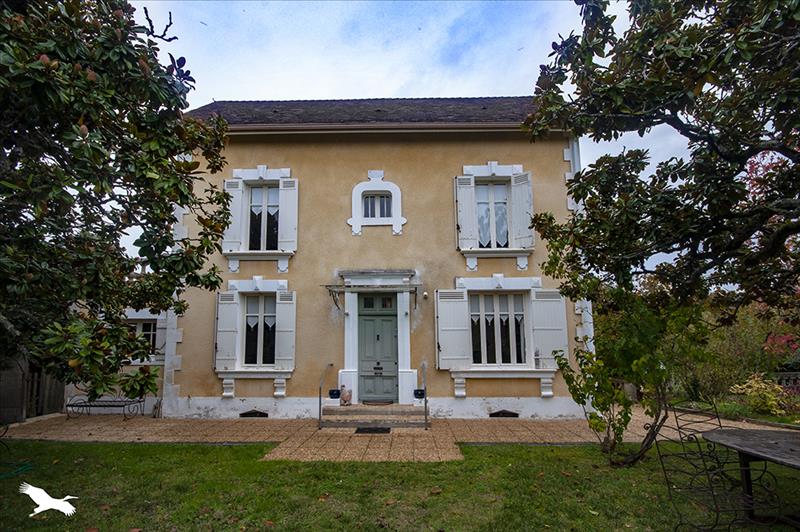 Vente Maison RIBERAC - 7 pièces -174 m² - (24600)
