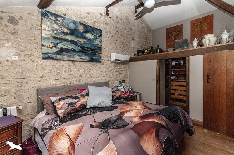 Vente Maison ST PRIVAT EN PERIGORD - 6 pièces -228 m² - (24410)