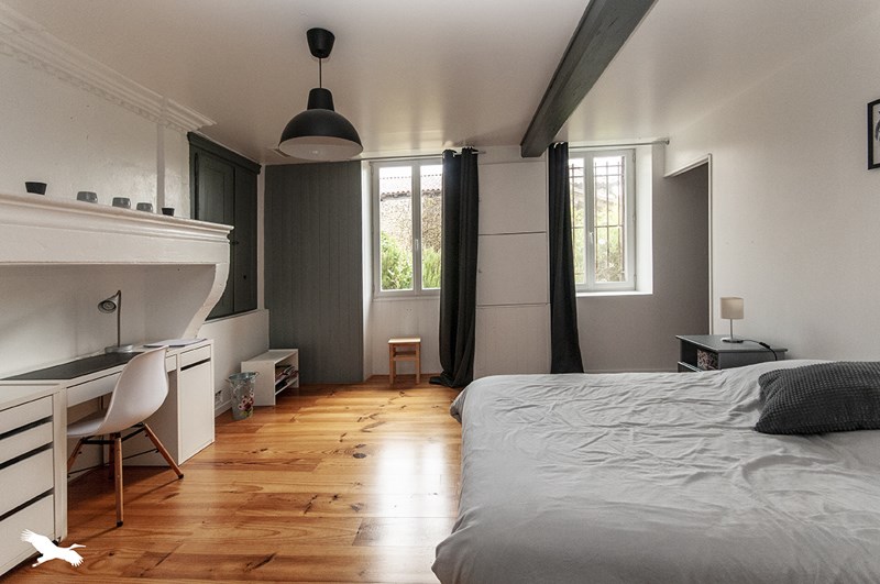 Vente Maison ST PRIVAT EN PERIGORD - 7 pièces -259 m² - (24410)