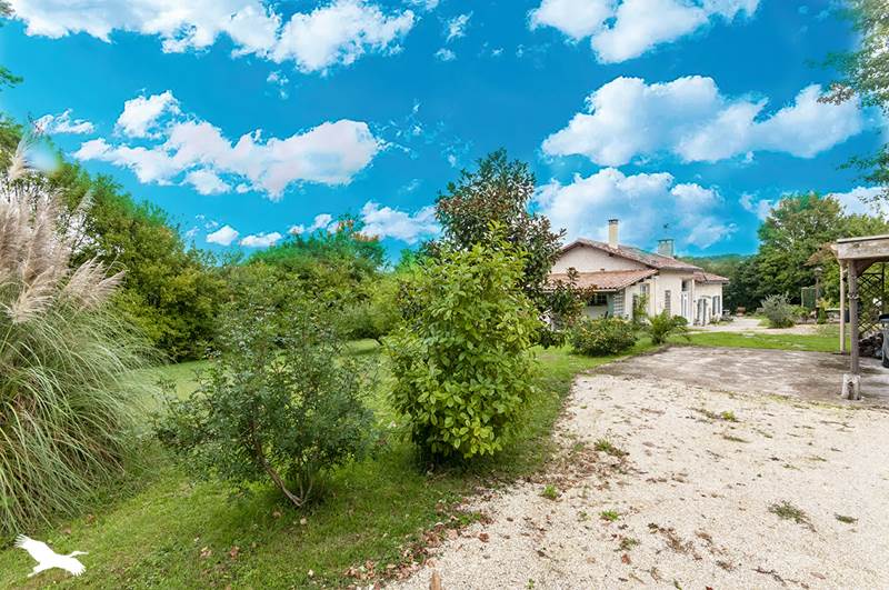 Vente Maison BOUTEILLES ST SEBASTIEN - 4 pièces -145 m² - (24320)