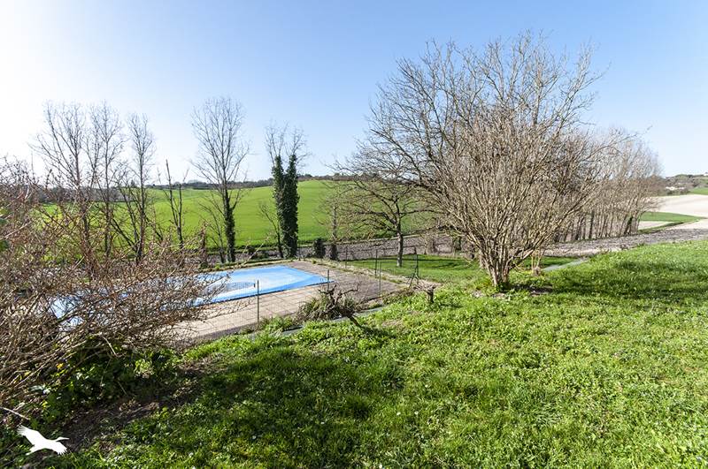 Vente Maison MONTAGRIER - 6 pièces -180 m² - (24350)