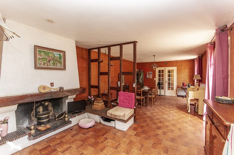 Vente Maison Saint-Martin-de-Ribérac - 6 pièces -168 m² - (24600)