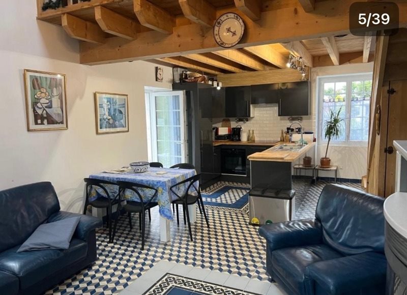 Vente Maison VILLETOUREIX - 7 pièces -143 m² - (24600)