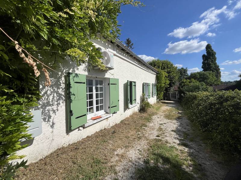 Vente Maison VILLETOUREIX - 7 pièces -143 m² - (24600)
