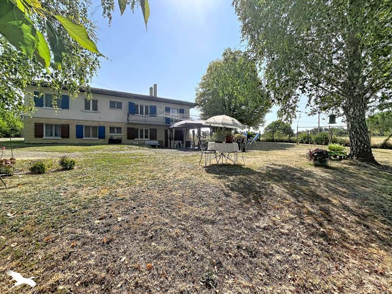 Vente Maison Saint-Martin-de-Ribérac - 6 pièces -162 m² - (24600)