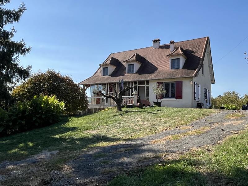 Vente Maison Saint-Martial-Viveyrol 24320 8 pièces - 179 m²