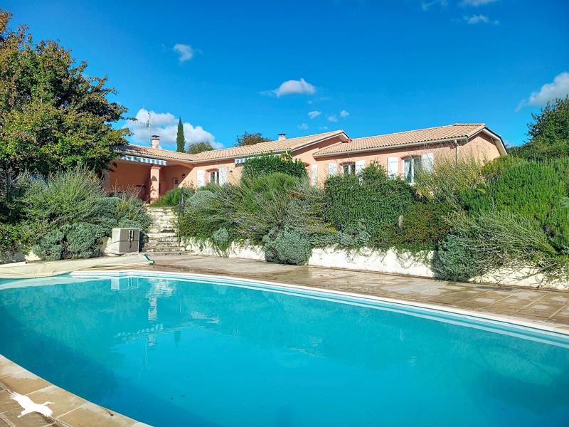 Maison 6 pièces 128 m² · à Saint-Victor · 128 m² · 318 000 €