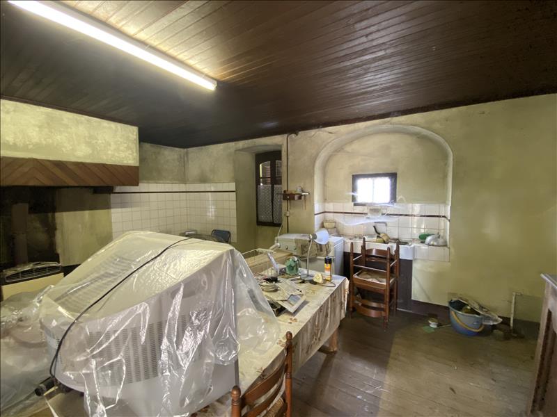 Vente Maison CASTANET - 2 pièces -189 m² - (82160)